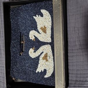 NWT, "Beaded swan clutch" Crossbody, bag/purse" By, "Rachel Zoe" 🦢